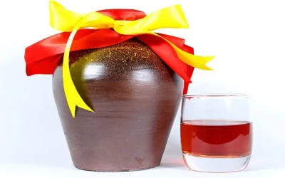 Rượu nếp ngâm Hoành Bồ – Đặc sản Hạ Long