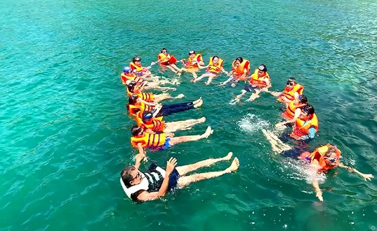 tour du lịch Bình Ba 2 ngày 1 đêm câu cá lặn ngắm san hô