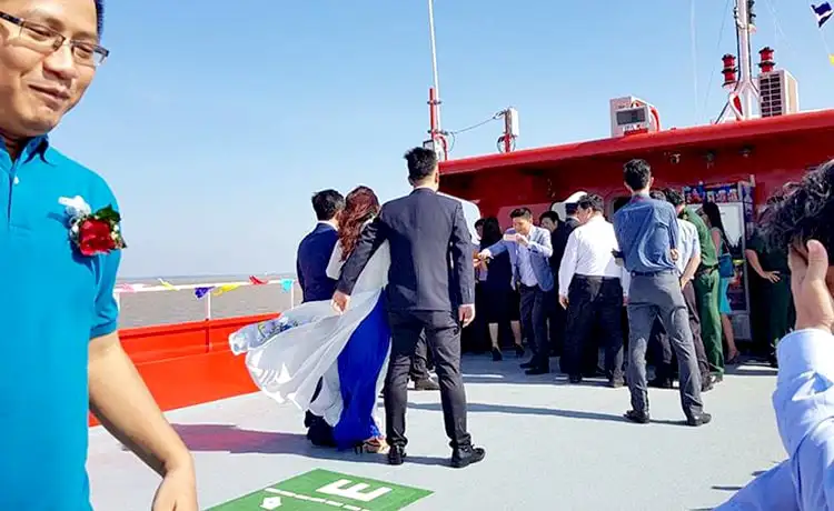 boong ngoài trời tàu phú quốc express