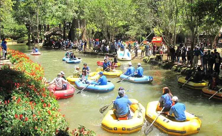 chèo thuyền phao thác prenn đà lạt
