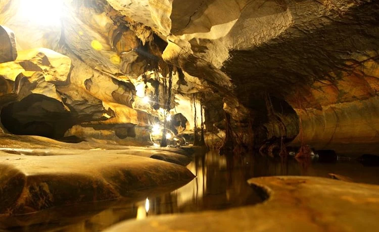 Tour du lịch Bà Lụa 2 ngày 2 đêm Câu cá - Lặn ngắm san hô Tour du lịch Bà Lụa 2 ngày 2 đêm Câu cá - Lặn ngắm san hô