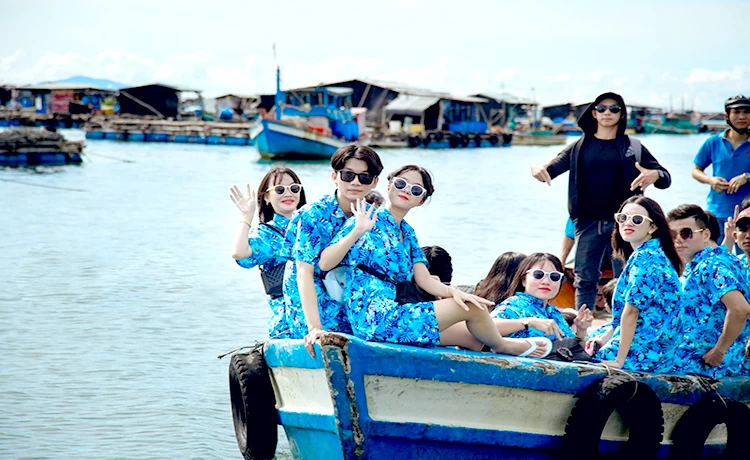 Tour du lịch Bà Lụa 2 ngày 2 đêm - Rừng Tràm Trà Sư - Hòn Trẹm