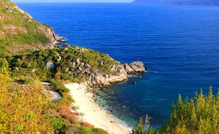 Tour du lich Bình Ba 2 ngày 1 đêm - Tứ Bình Tour du lich Bình Ba 2 ngày 1 đêm - Tứ Bình