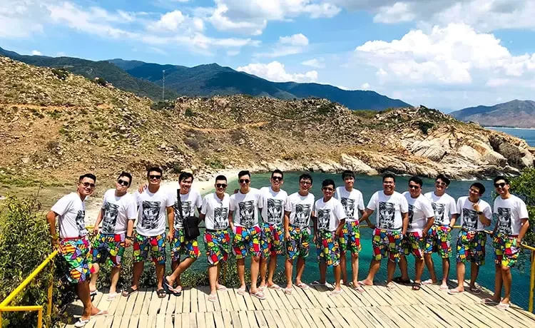 Tour du lịch Bình Hưng 2 ngày 1 đêm Tour du lịch Bình Hưng 2 ngày 1 đêm