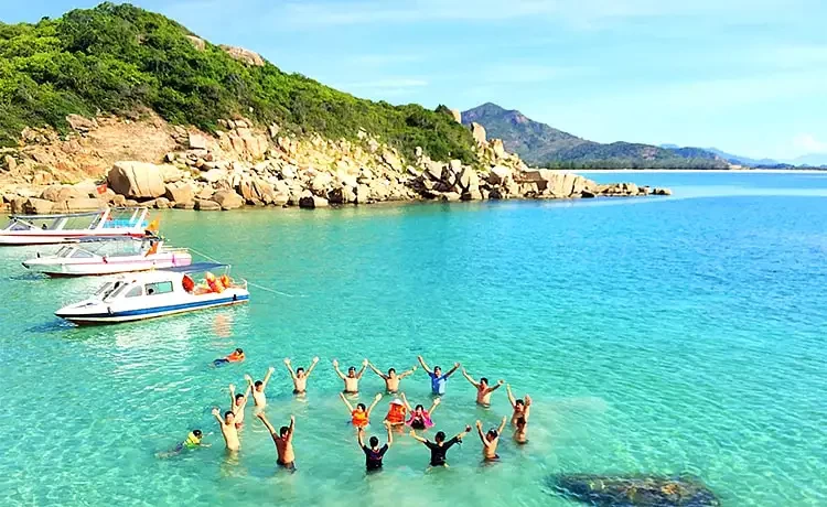 Tour du lịch Bình Hưng 3 ngày 2 đêm Tour du lịch Bình Hưng 3 ngày 2 đêm