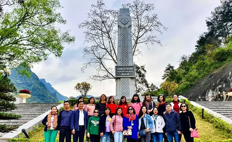 Tour du lịch Cao Bằng 2 ngày 1 đêm