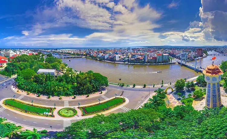 Tour du lịch Đà Nẵng 2 ngày 1 đêm Bà Nà Hills - Bán đảo Sơn Trà - Thiền Viện Trúc Lâm