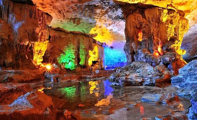 Tour du lịch Hạ Long 3 ngày 2 đêm