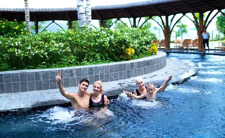 Tour du lịch Hòn Tằm Nha Trang trong ngày Tour du lịch Hòn Tằm Nha Trang trong ngày