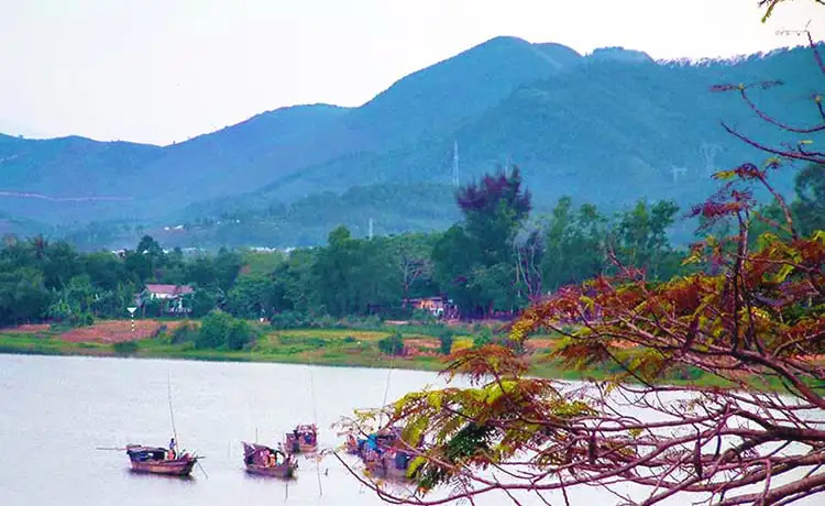 tour du lịch Huế tour du lịch Huế