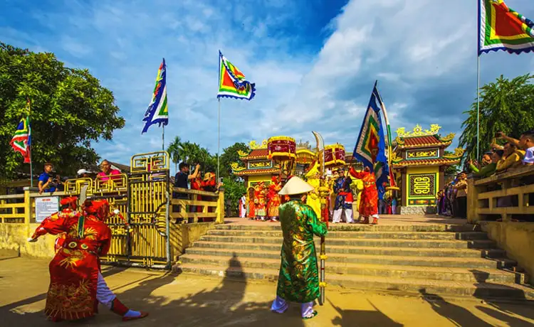 tour du lịch Huế