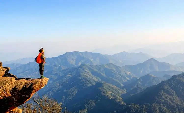Đỉnh Pha Luông Mộc Châu