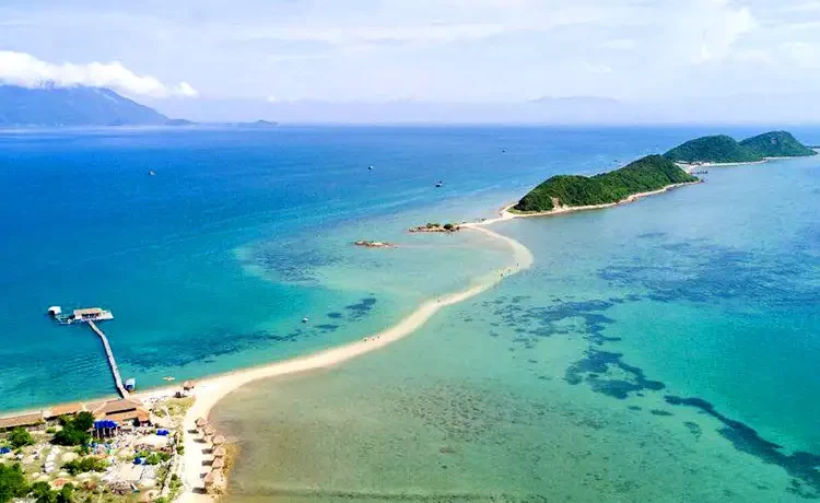 Tour du lịch Nha Trang - Bình Ba - Bình Hưng - Điệp Sơn 3 ngày 2 đêm Tour du lịch Nha Trang - Bình Ba - Bình Hưng - Điệp Sơn 3 ngày 2 đêm