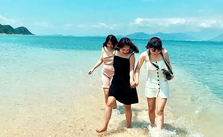 Tour du lịch Nha Trang - Điệp sơn 3 ngày 2 đêm Tour du lịch Nha Trang - Điệp sơn 3 ngày 2 đêm