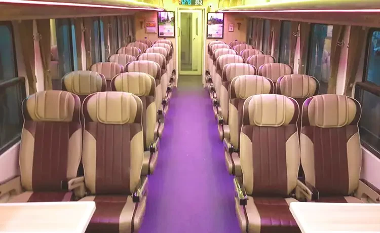 Tour du lịch Ninh Thuận 1 ngày biển Ninh Chữ - Vịnh Vĩnh Hy - Bình Hưng