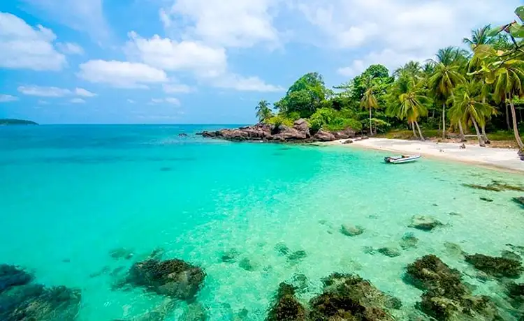 bãi biển hòn móng tay phú quốc