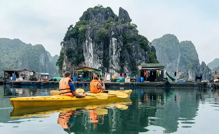 Tour du lịch Vịnh Hạ Long 4 ngày 3 đêm