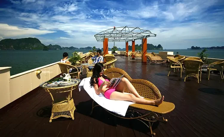 Tour du lịch Vịnh Hạ Long 4 ngày 3 đêm