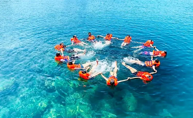 Tour lặn biển ngắm san hô Hòn Mun Nha Trang trong ngày Tour lặn biển ngắm san hô Hòn Mun Nha Trang trong ngày