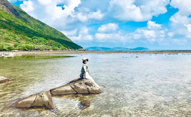 Tour du lịch Vũng Tàu - Côn Đảo 2 ngày 1 đêm thiên nhiên Tour du lịch Vũng Tàu - Côn Đảo 2 ngày 1 đêm thiên nhiên