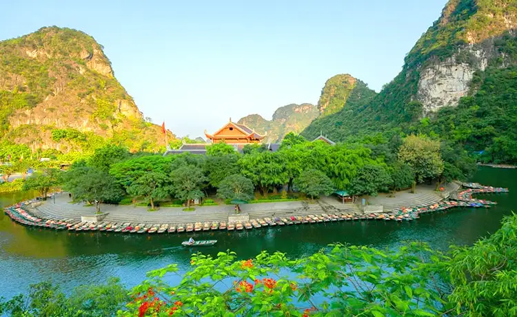 khu du lịch tràng an ninh bình