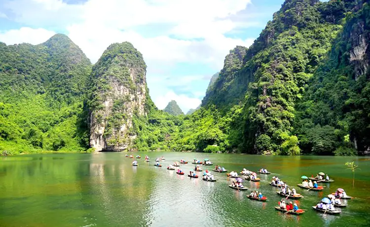 khu du lịch tràng an ninh bình