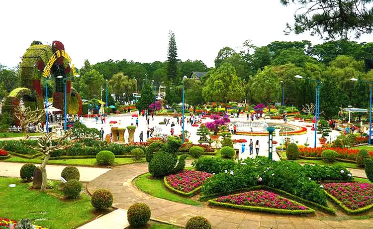 vườn hoa thành phố đà lạt